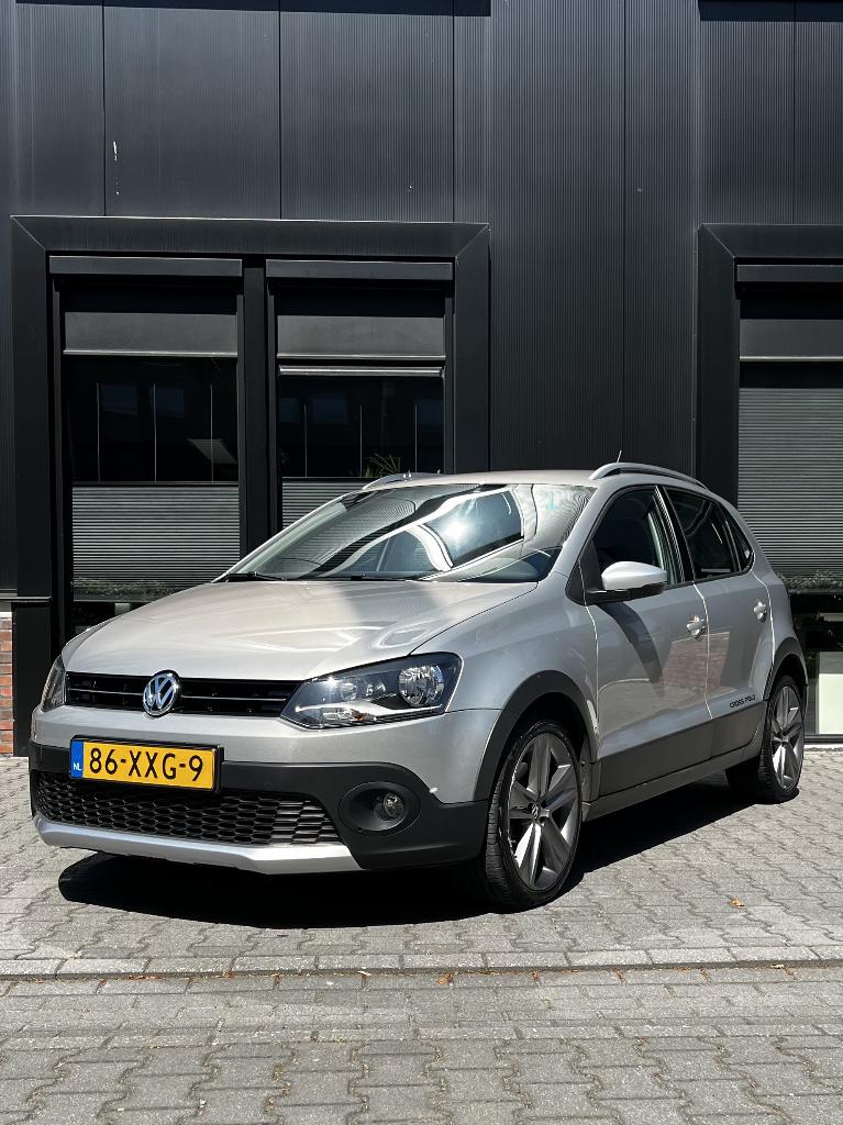 Volkswagen Polo Cross Dealer onderhouden DSG Automaat 105pk, Auto's, 4 cilinders, Beige, 1079 kg, Particulier