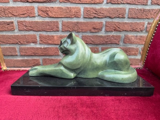 prachtig en zwaar bronzen beeld van een rustende kat, Antiek en Kunst, Ophalen of Verzenden, Brons