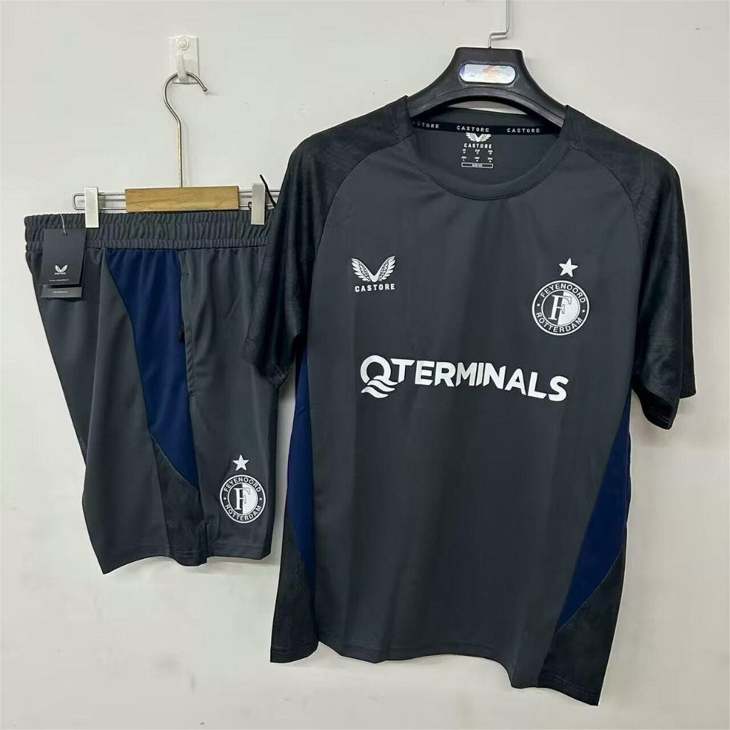 Feyenoord Trainig Set Tenue Trainingspak Zwart Grijs Blauw, Ophalen of Verzenden, Nieuw, Zwart, Voetbal