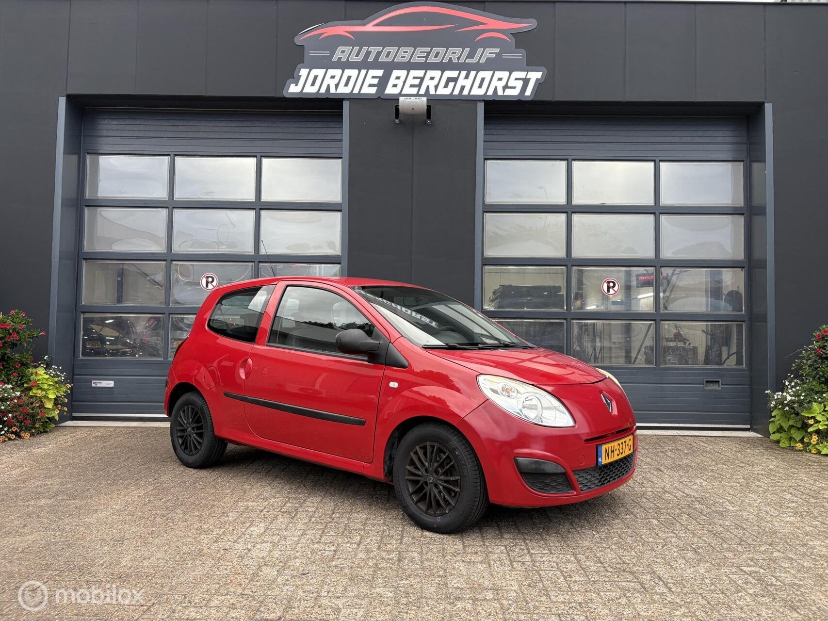 Renault Twingo 1.2 Acces, Voorwielaandrijving, Twingo, Gebruikt, 31 €/maand