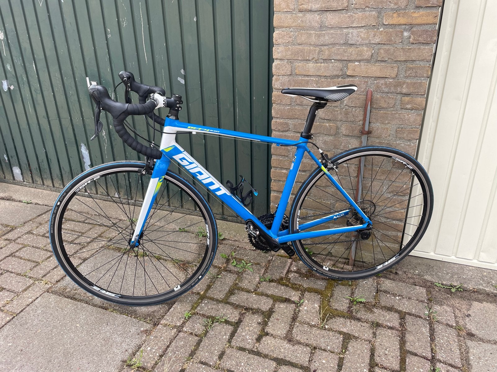 Giant racefiets, blauw, Shimano Sora, 28 inch wielen, Fietsen en Brommers, 28 inch, Gebruikt, Aluminium, 15 tot 20 versnellingen