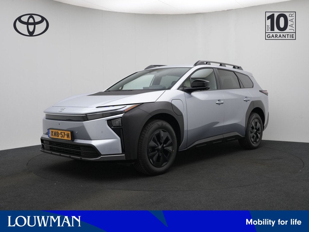 Toyota bZ4X Touring Dynamic 75 kWh (bj 2026, automaat), Auto's, Toyota, 12 maanden, Stof, Zwart, Automatische klimaatregeling