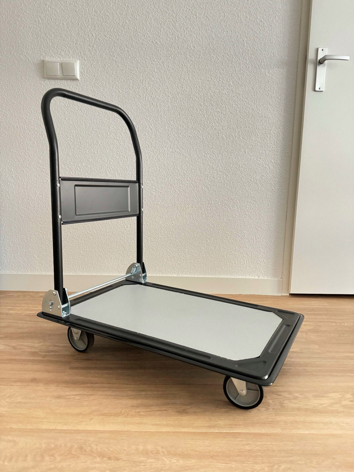 Plateauwagen 150kg, 100 liter of meer, Ophalen, Zo goed als nieuw, Transportkar