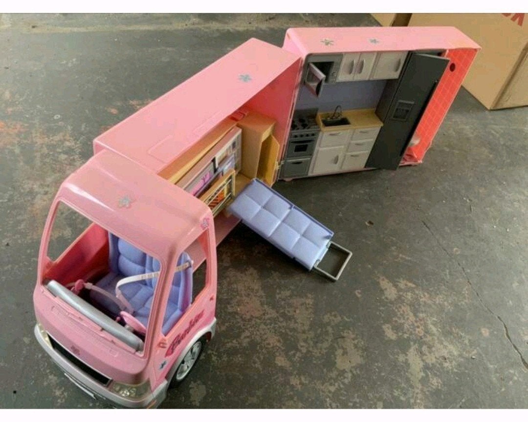 Barbie Camper Roze Speelgoed Camper met Accessoires, Ophalen of Verzenden, Gebruikt, Meisje