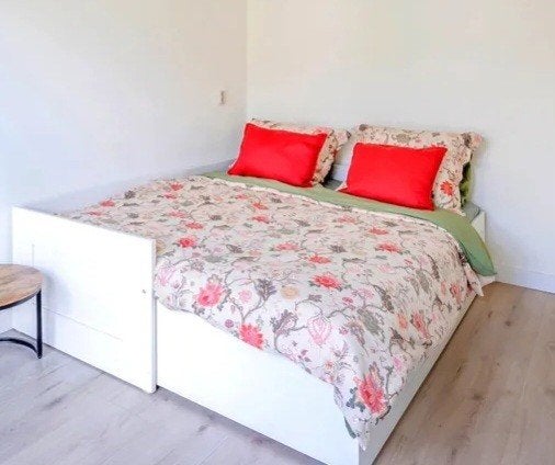 IKEA Brimnes Bedbank - Wit, uitschuifbaar met lades, Ophalen, Modern, Scandinavisch, Wit, Tweepersoons
