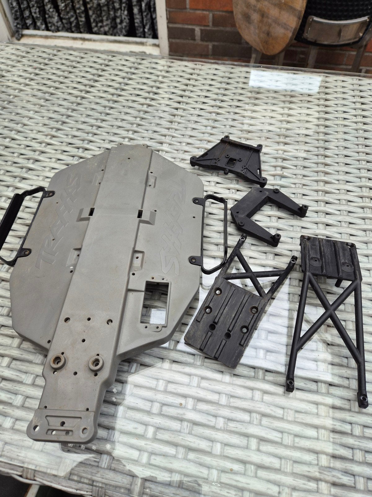 Traxxas Slash 2WD Chassis - Gebruikt Onderdeel, Elektro, Gebruikt, Ophalen of Verzenden, Schaal 1:10