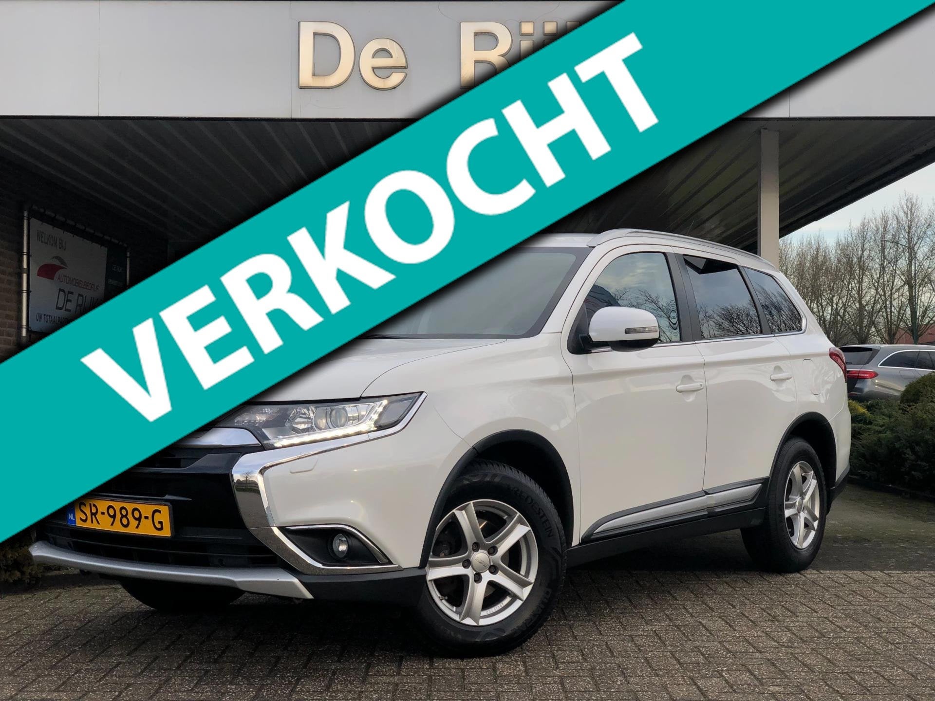 Mitsubishi Outlander 2.0 Executive Edition | Carplay/Android, Auto's, Voorwielaandrijving, 1998 cc, 4 cilinders, 150 pk