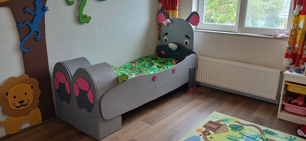 Kinderbed neushoorn, Gebruikt, 70 tot 85 cm, 160 tot 180 cm, Ophalen