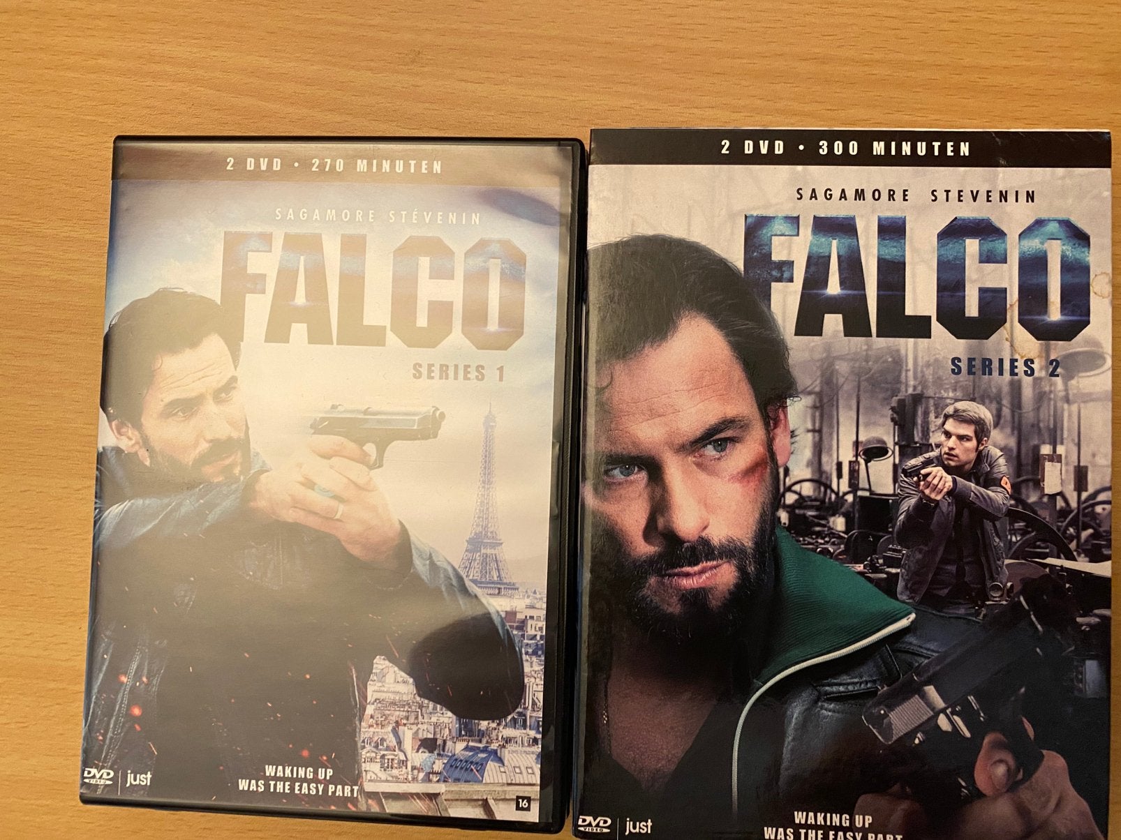Falco (Serie 1 en 2), Engels, Nederlands, Seizoen 1, Ophalen of Verzenden