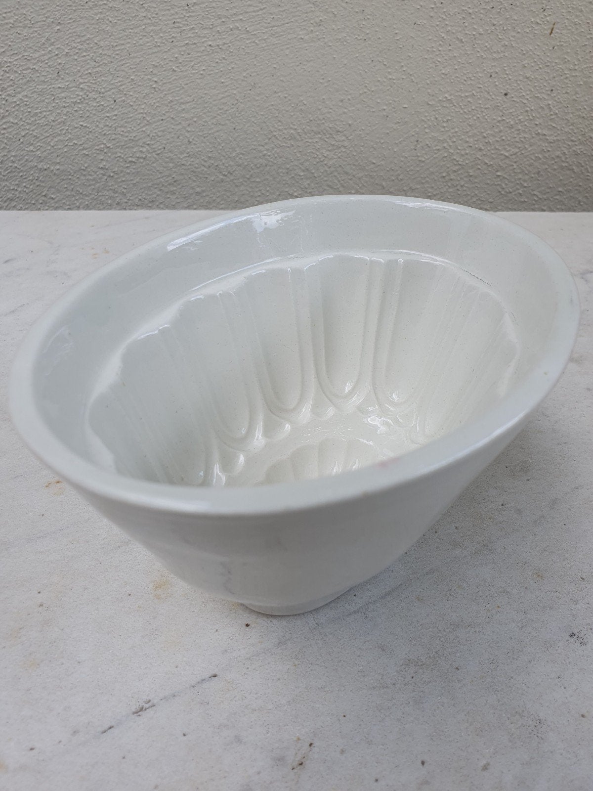 Klassiek keramiek: Kleine puddingvorm ovaal, Antiek en Kunst, Ophalen of Verzenden