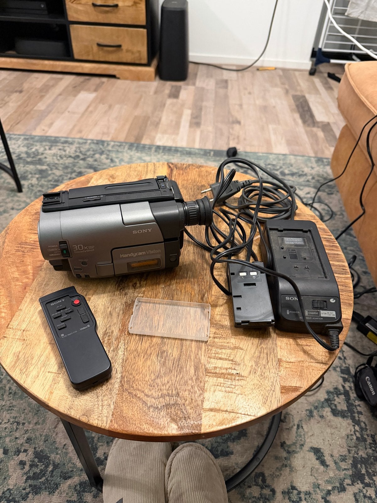 Sony Handycam Vision Video 8 Camcorder met accessoires, Audio, Tv en Foto, Ophalen of Verzenden, 8mm, Camera