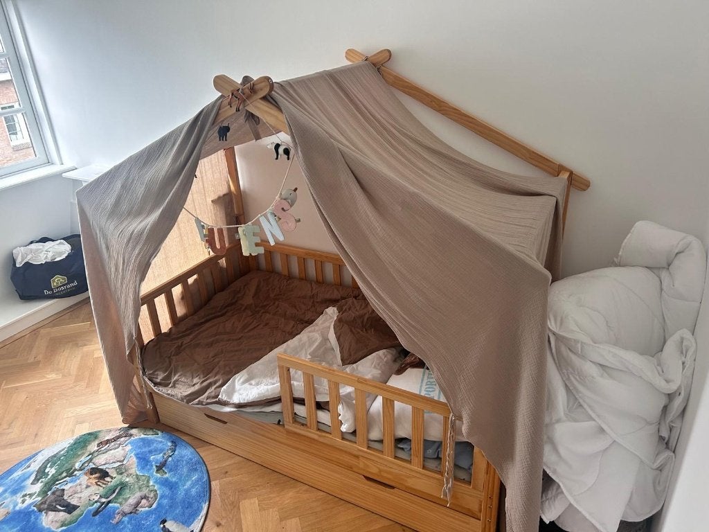 Petit Amélie kinderbed 160x80 Maison + matras + lade, Kinderen en Baby's, Ophalen, Gebruikt, 70 tot 85 cm, 140 tot 160 cm