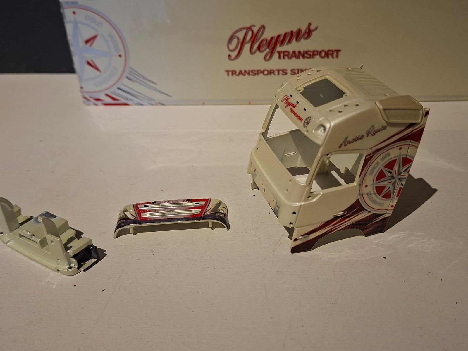 Tekno volvo Pleyms, Hobby en Vrije tijd, Ophalen of Verzenden, Gebruikt, Bus of Vrachtwagen, Tekno