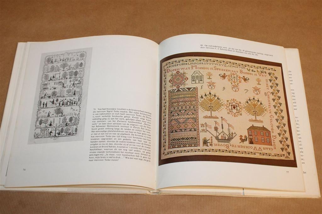 Door het Oog van Duizend Naalden — Borduurkunst [1975], Ophalen of Verzenden, Gelezen