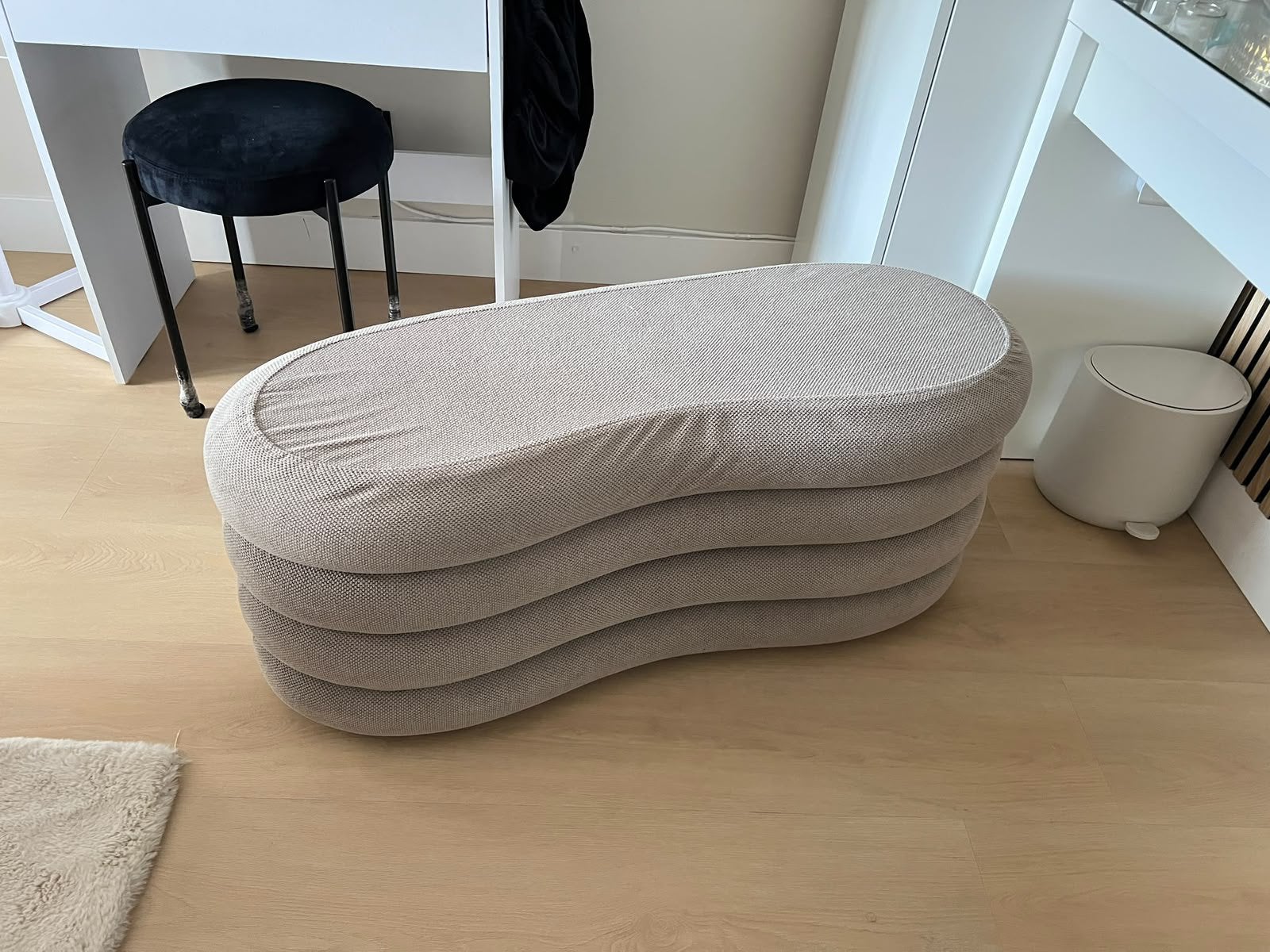 Te koop Japandi organische opbergpoef beige!!, Ophalen, Nieuw, Japandi