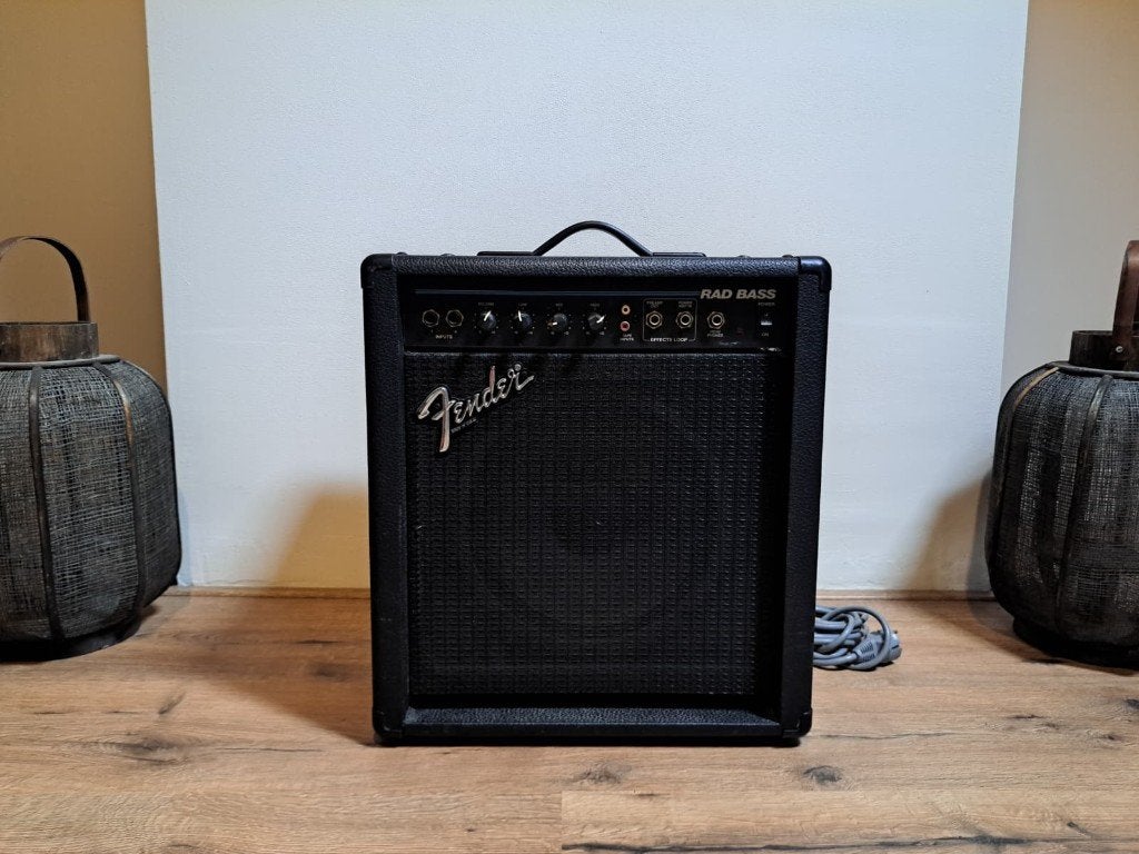 Fender R.A.D. Bass combo – 75 W – compacte bassversterker, Ophalen of Verzenden, Gebruikt, Basgitaar, 50 tot 100 watt