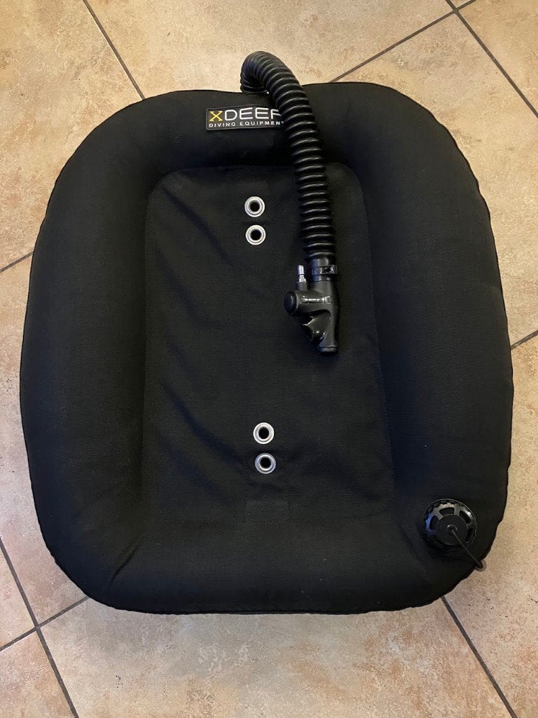 Xdeep Hydros 40 Wing voor dubbelset duiken, Max 2x15L, Watersport en Boten, Ophalen of Verzenden, Zo goed als nieuw, Trimvest of Wing