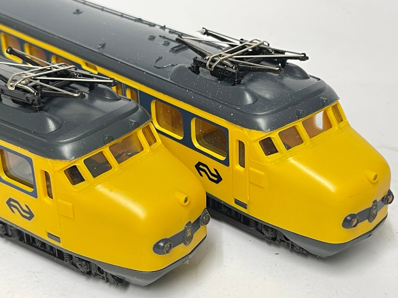 ** NIEUW ** LIMA 201018LG + 2021 ** HONDEKOP ** NS **, Hobby en Vrije tijd, Modeltreinen | H0, Treinset, Gelijkstroom, Analoog