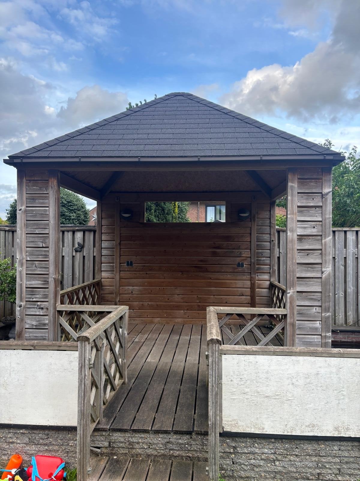 Houten met Overkapping, Tuin en Terras, Ophalen, Tuinhuis, 250 tot 500 cm, Zonder ramen