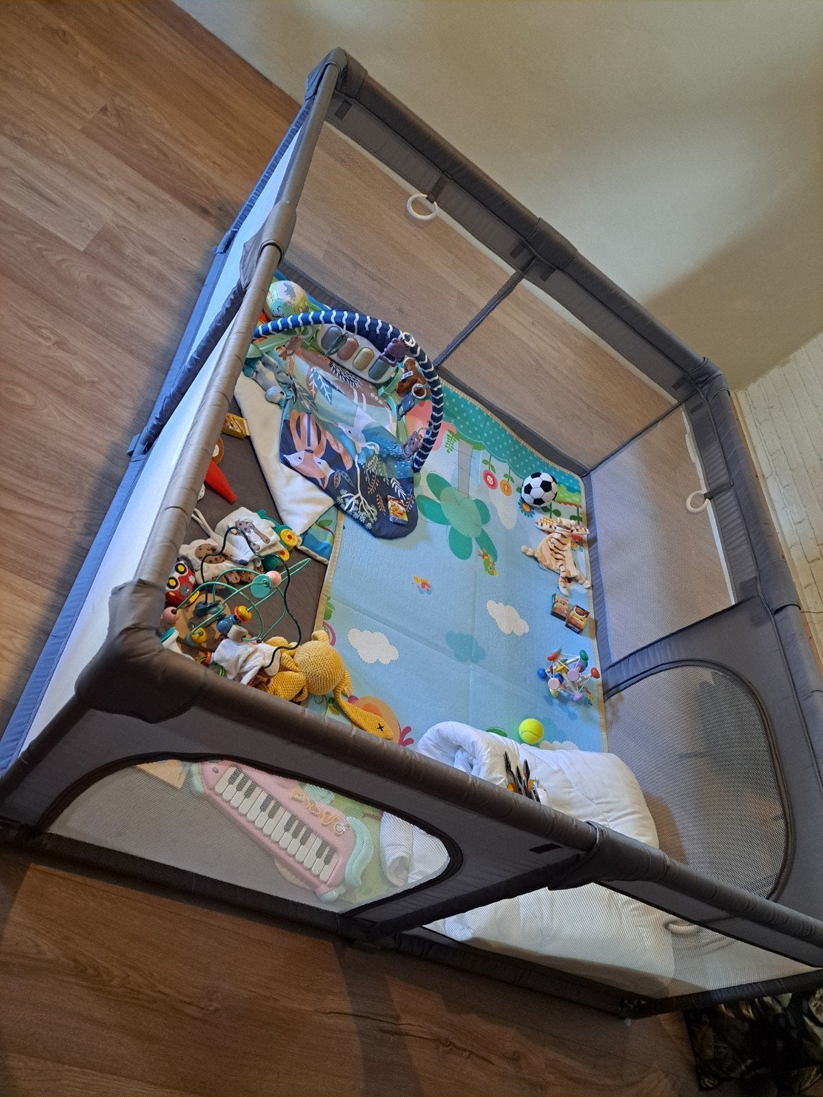 Teddle Grondbox Baby - Ruime en veilige speelruimte, Kinderen en Baby's, Boxen, Ophalen of Verzenden, Gebruikt, Rechthoekig