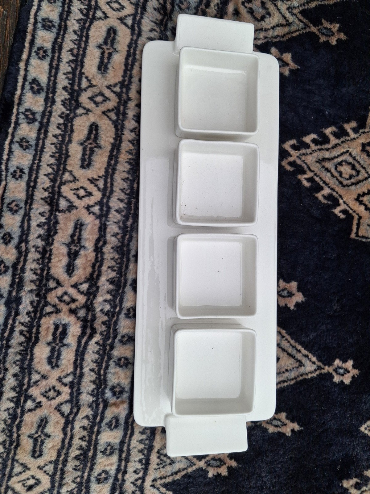 Yong Tappas Schaaltjes Set - Plateau met 4 schaaltjes, Gebruikt, Overige merken, Keramiek, Ophalen of Verzenden