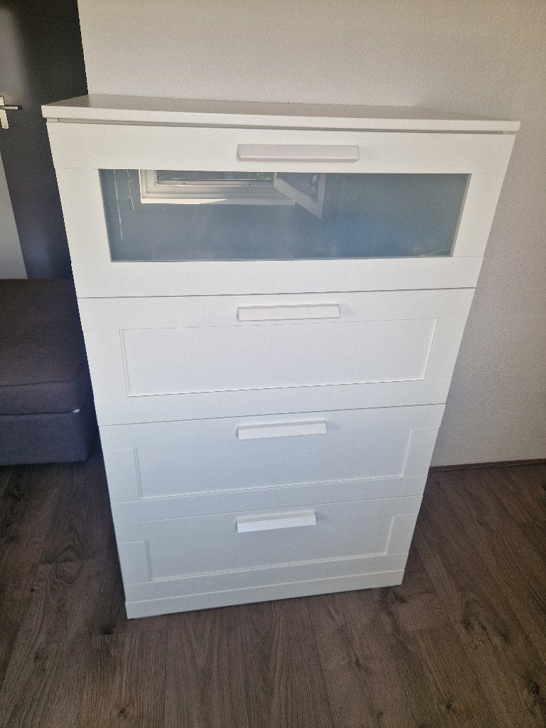 IKEA BRIMNES ladekast wit 4 lades, Ophalen, 100 tot 150 cm, 50 tot 100 cm, Zo goed als nieuw