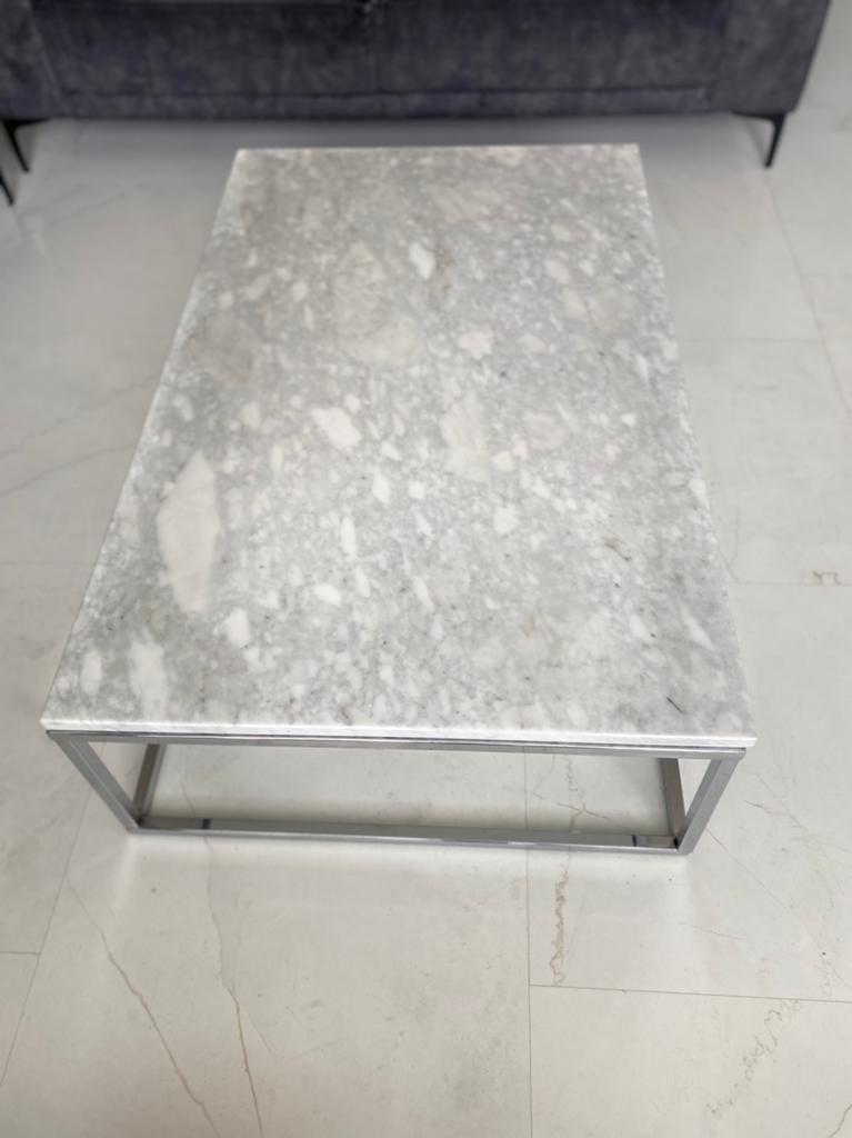 Salontafel wit marmer / chroom, Huis en Inrichting, Tafels | Salontafels, Gebruikt, 100 tot 150 cm, Minder dan 50 cm, Rechthoekig