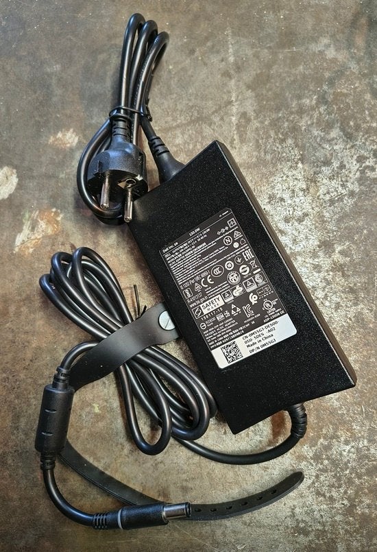 Dell AC Adapter 130 Watt DA-130PE1-00, Computers en Software, Ophalen of Verzenden, Gebruikt, Dell.