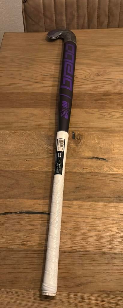 Brabo Traditional Carbon 80 LB Purple Hockeystick 36.5", Sport en Fitness, Hockey, Ophalen of Verzenden, Nieuw, Stick