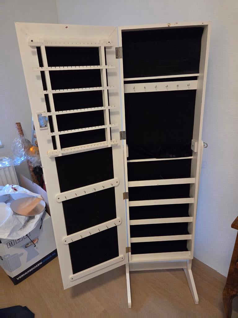 Kast met spiegel voor sieraden te koop, Ophalen of Verzenden