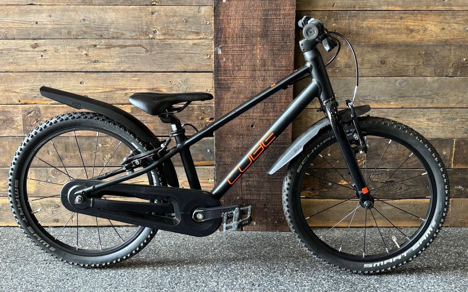 CUBE NUMOVE 180 BLACK/ORANGE Z.G.A.N. 18 inch, Fietsen en Brommers, Fietsen | Jongens, Ophalen, Velgrem, 18 inch, Cube