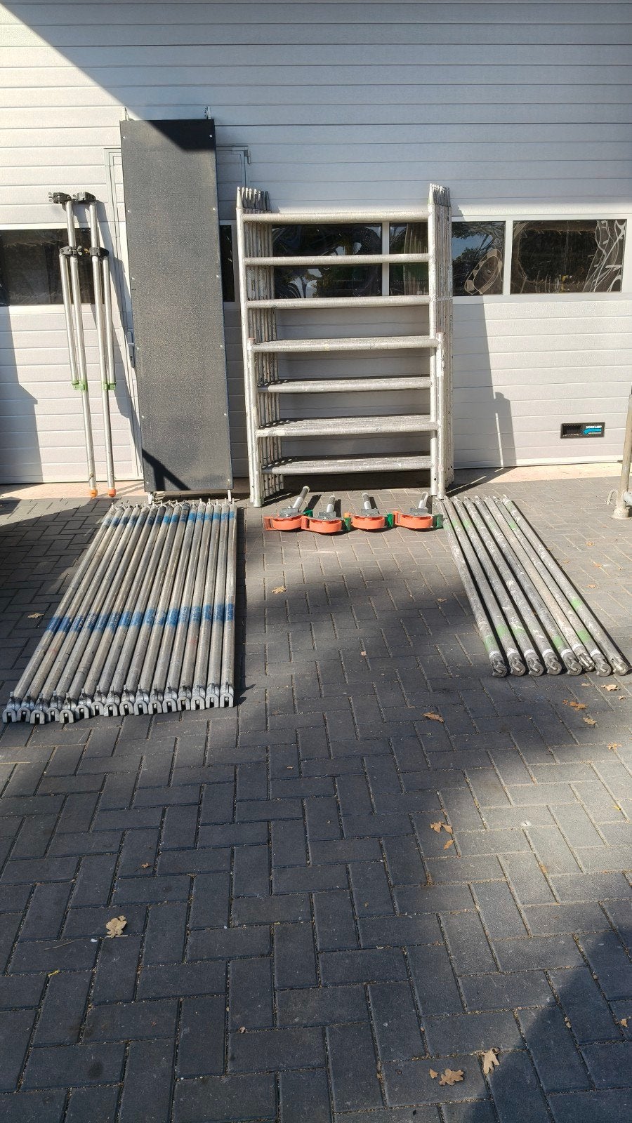 Professionele rolsteiger 10,2 meter lichtgewicht platforms, Doe-het-zelf en Verbouw, Ophalen, Gebruikt, Rolsteiger of Kamersteiger