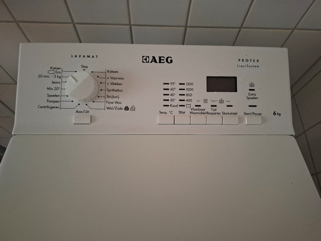 Wasmachine AEG bovenlader, Ophalen, 1200 tot 1600 toeren, Gebruikt, 4 tot 6 kg