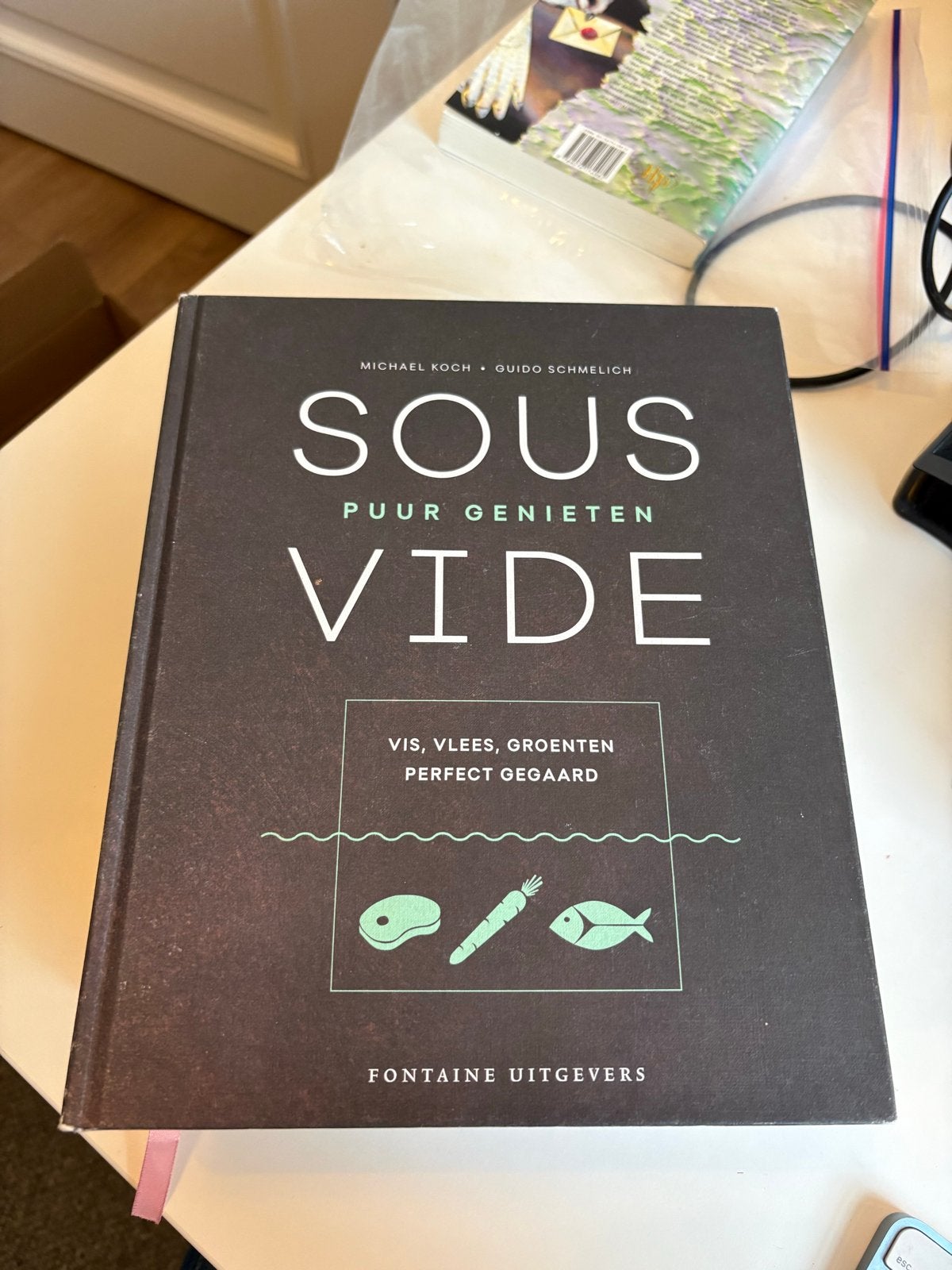 Sous Vide: Puur Genieten - Perfect Gegaard Kookboek, Ophalen of Verzenden, Gelezen, Hoofdgerechten, Gezond koken