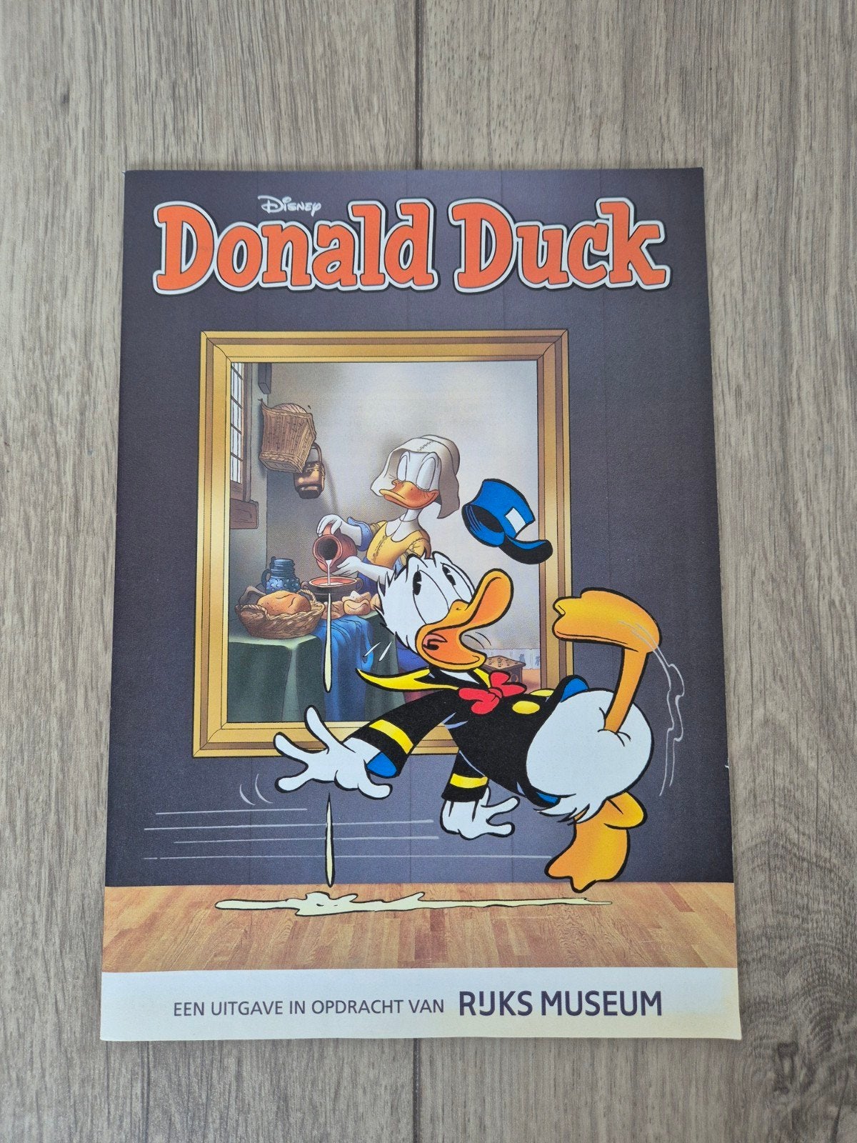 Donald Duck - Een uitgave in opdracht van Rijks Museum, Eén stripboek, Ophalen of Verzenden, Zo goed als nieuw, Walt Disney