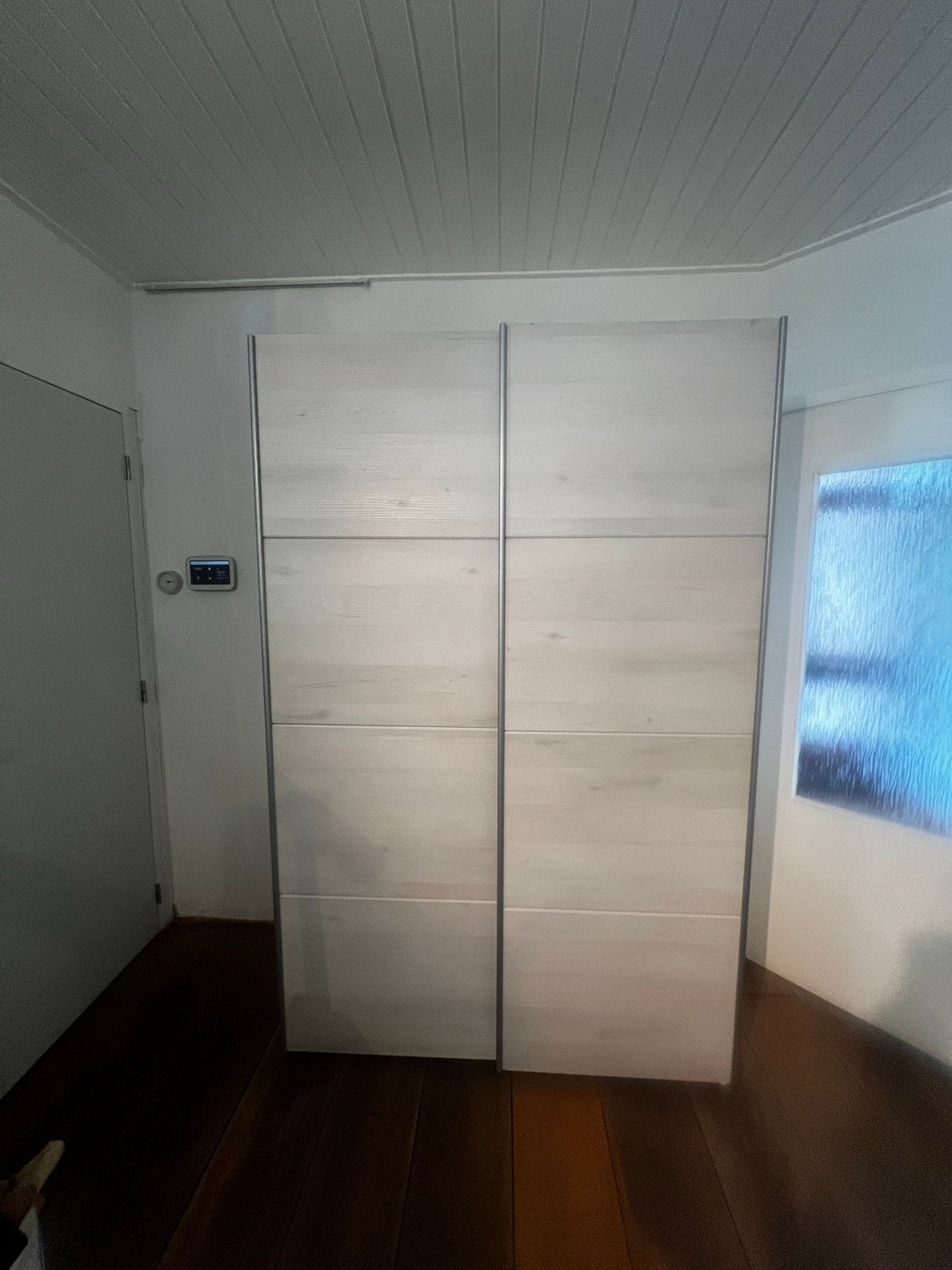 Kledingkast Karwei 130 breed met schuifdeur, Huis en Inrichting, Ophalen, 100 tot 150 cm, Nieuw, 150 tot 200 cm