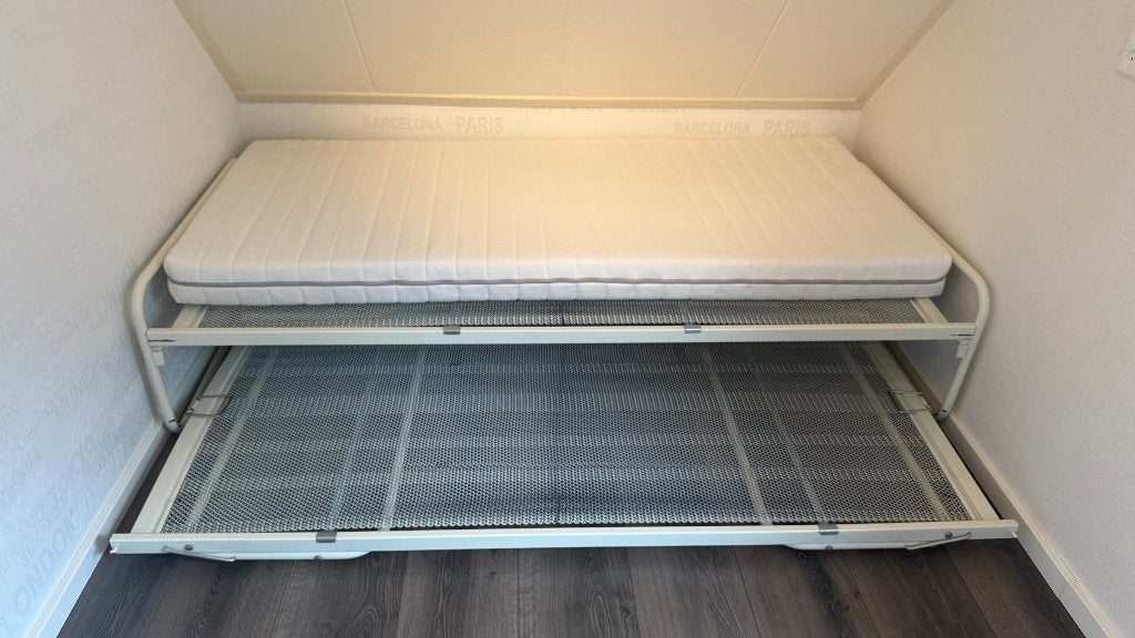 1-2 persoons Logeerbed, Huis en Inrichting, Slaapkamer | Bedden, Ophalen, Gebruikt, 90 cm, Wit
