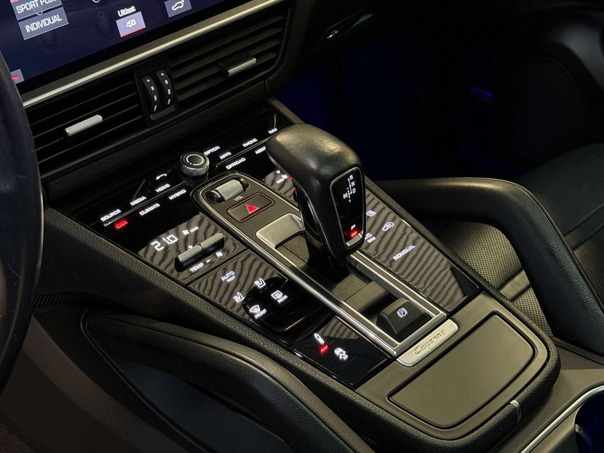 Foto 22 van Porsche Cayenne Coupé 3.0 E-Hybrid PANO|BOSE|SOFTCLOSE|SPOR