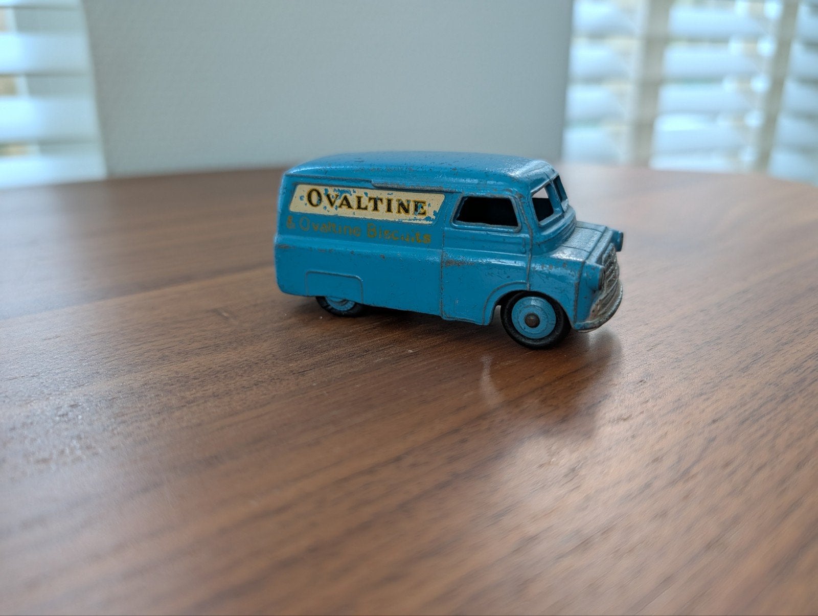 Vintage Dinky Toys 470 / 480 Bedford CA Van "Ovaltine", Ophalen of Verzenden, Gebruikt, Bus of Vrachtwagen, Overige merken
