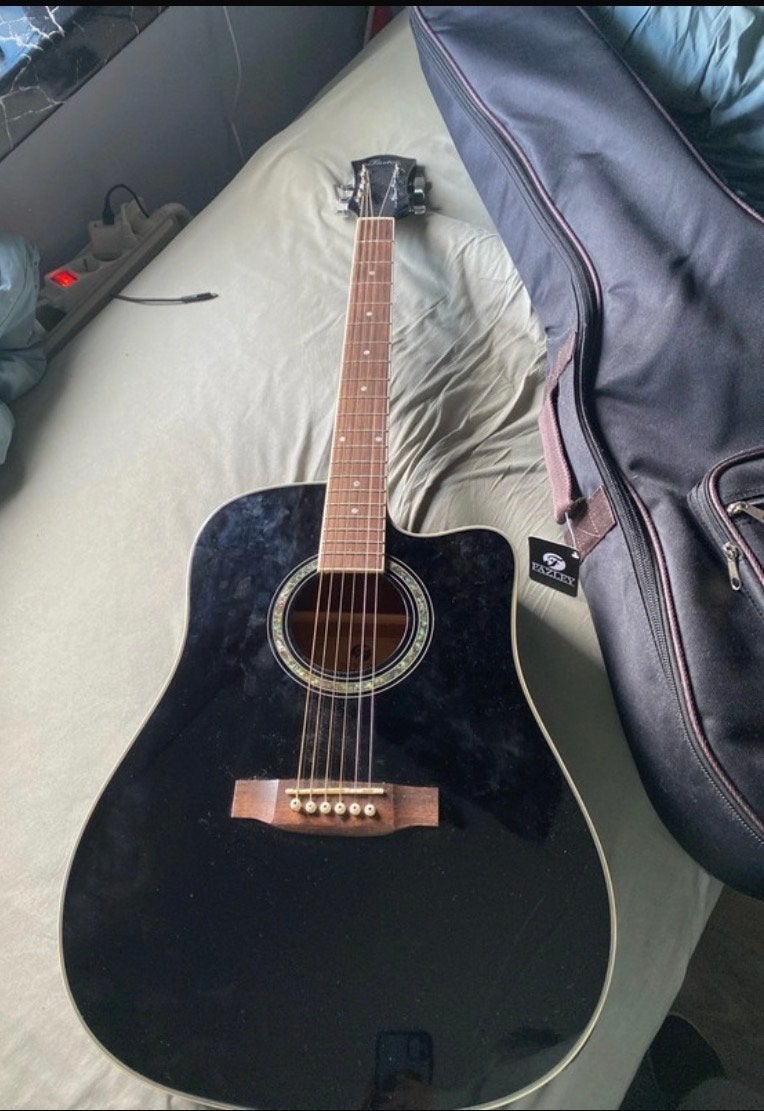 Fazley Western gitaar met tas en plectrums, Ophalen of Verzenden, Zo goed als nieuw, Western- of Steelstringgitaar, Met (piezo-)element