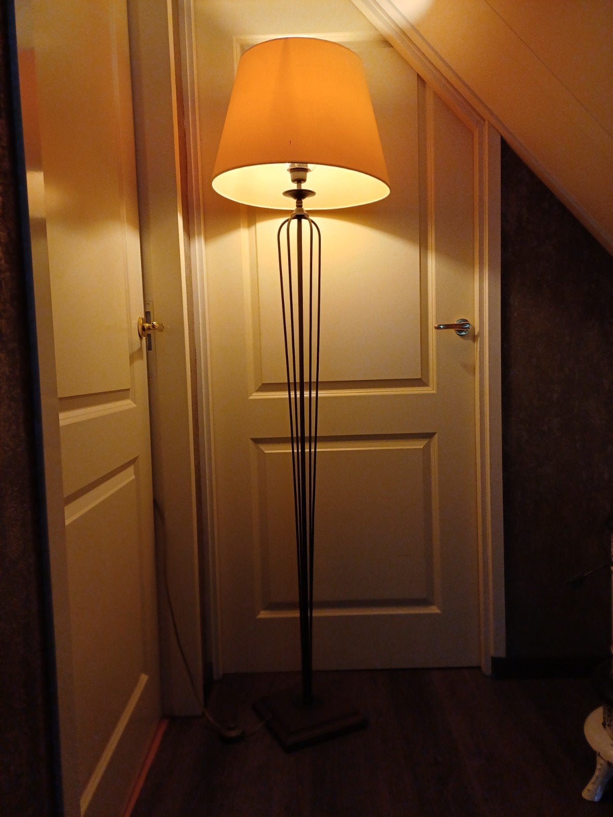 Staande lamp met stoffen kap - 163 cm hoog, Huis en Inrichting, Ophalen, Gebruikt, E27 (groot), Textiel