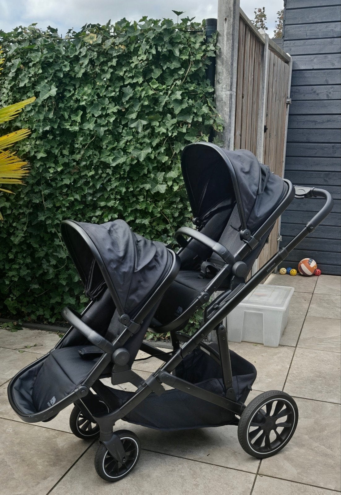 DERYAN Evy² Duo Kinderwagen Zwart twee zitjes, Ophalen, Zo goed als nieuw, Overige merken, Duowagen