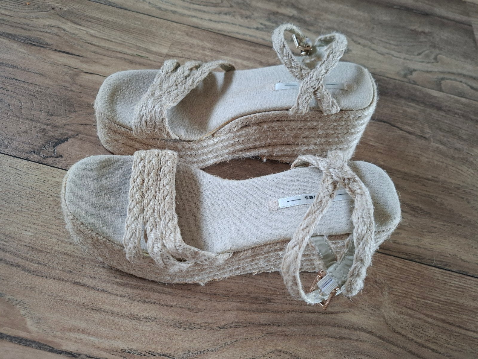 Zara. Mango. Stradivarius. Lefties. Sleehak schoen. 37. Boho, Ophalen of Verzenden, Nieuw, Sneakers of Gympen