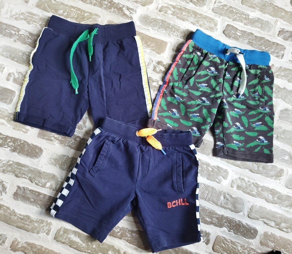 3 Jog Shorts B'Chill Maat 116, Kinderen en Baby's, Kinderkleding | Maat 116, Broek, Ophalen of Verzenden, Zo goed als nieuw, B Chill