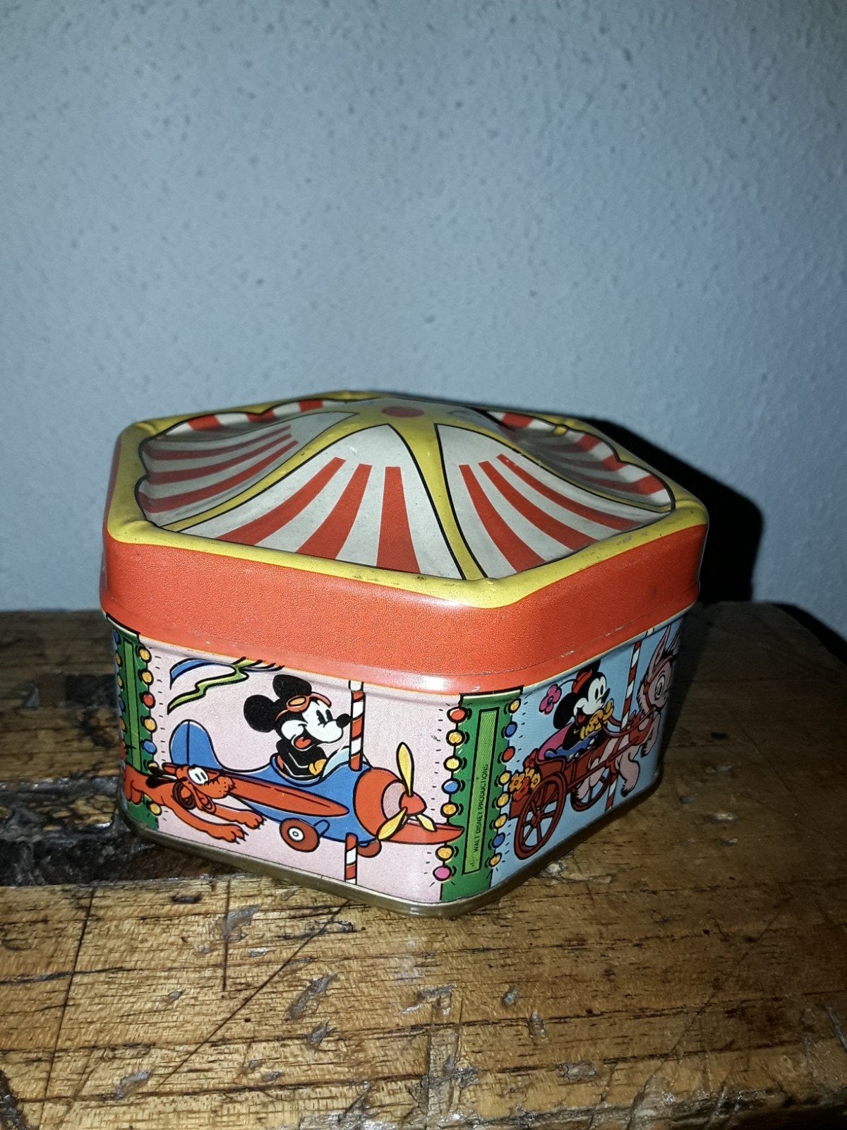 6 hoekig carrousel blikje van Disney, Ophalen of Verzenden, Zo goed als nieuw, Overige