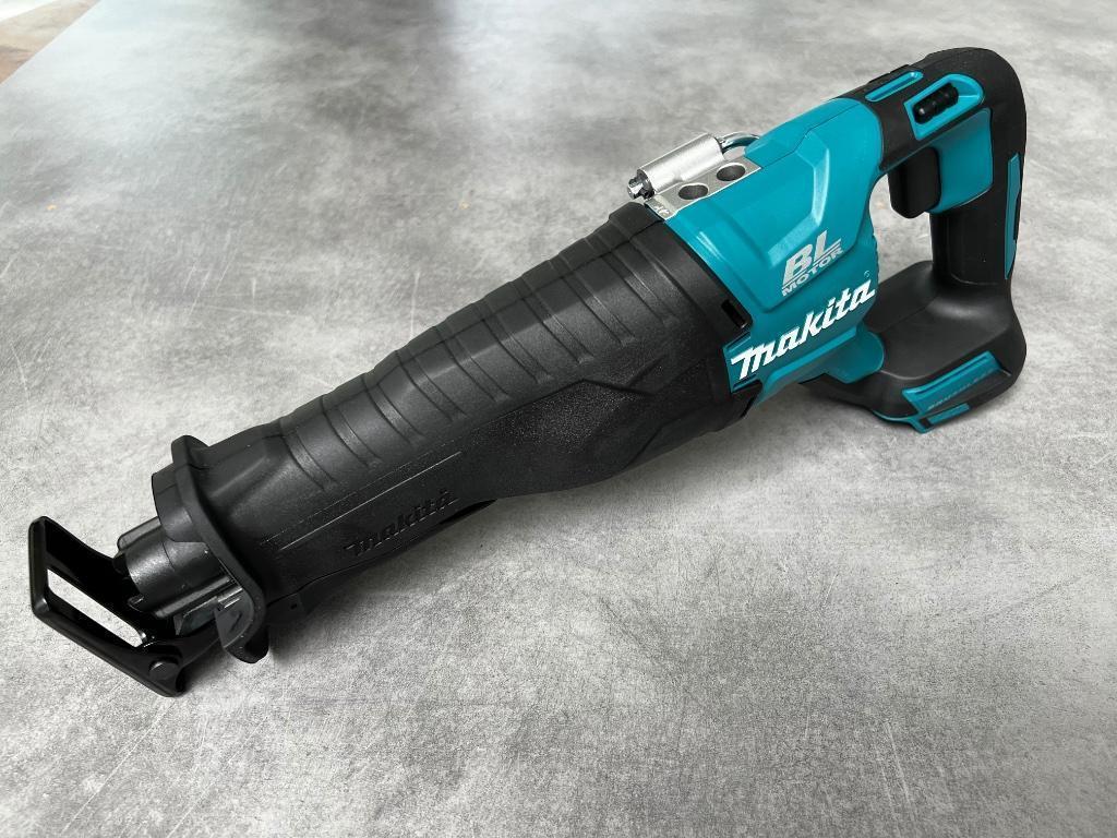 Makita DJR187ZK 18V accu LXT Reciprozaag / Sabelzaag body, Ophalen of Verzenden, Nieuw, 50 mm of meer, Makita