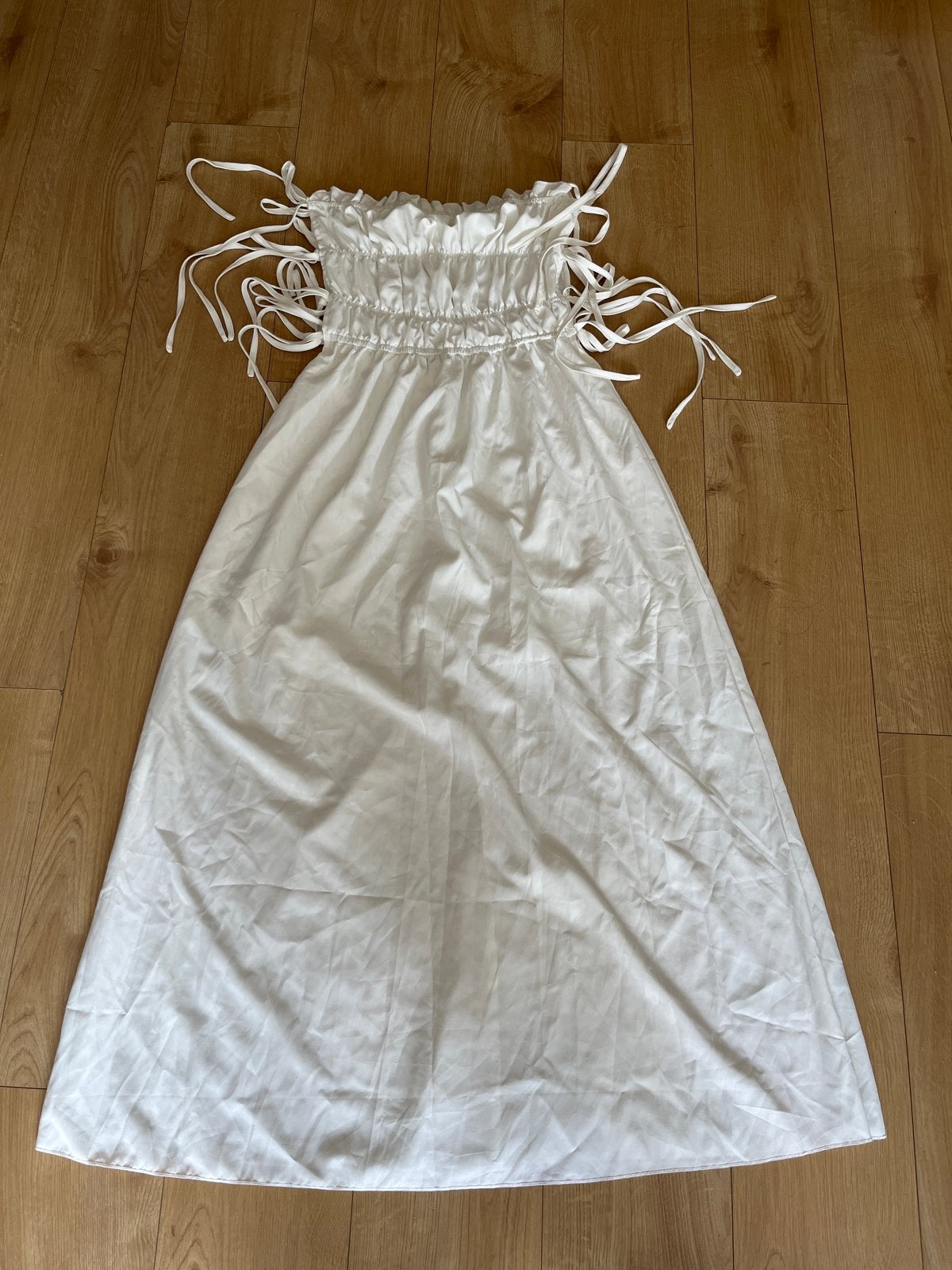 Witte jurk Large ZGAN, Maat 38/40 (M), Wit, Ophalen of Verzenden, Zo goed als nieuw