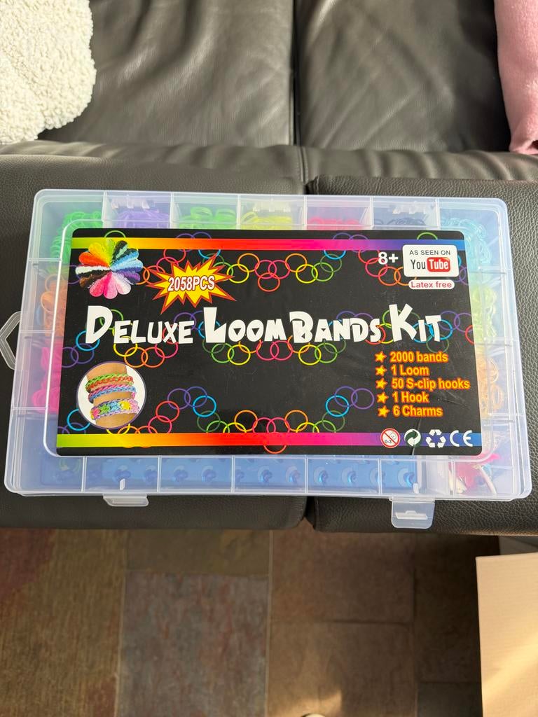 Deluxe Loom Bands Kit, Overige thema's, Meerkleurig, Ophalen of Verzenden, Zo goed als nieuw
