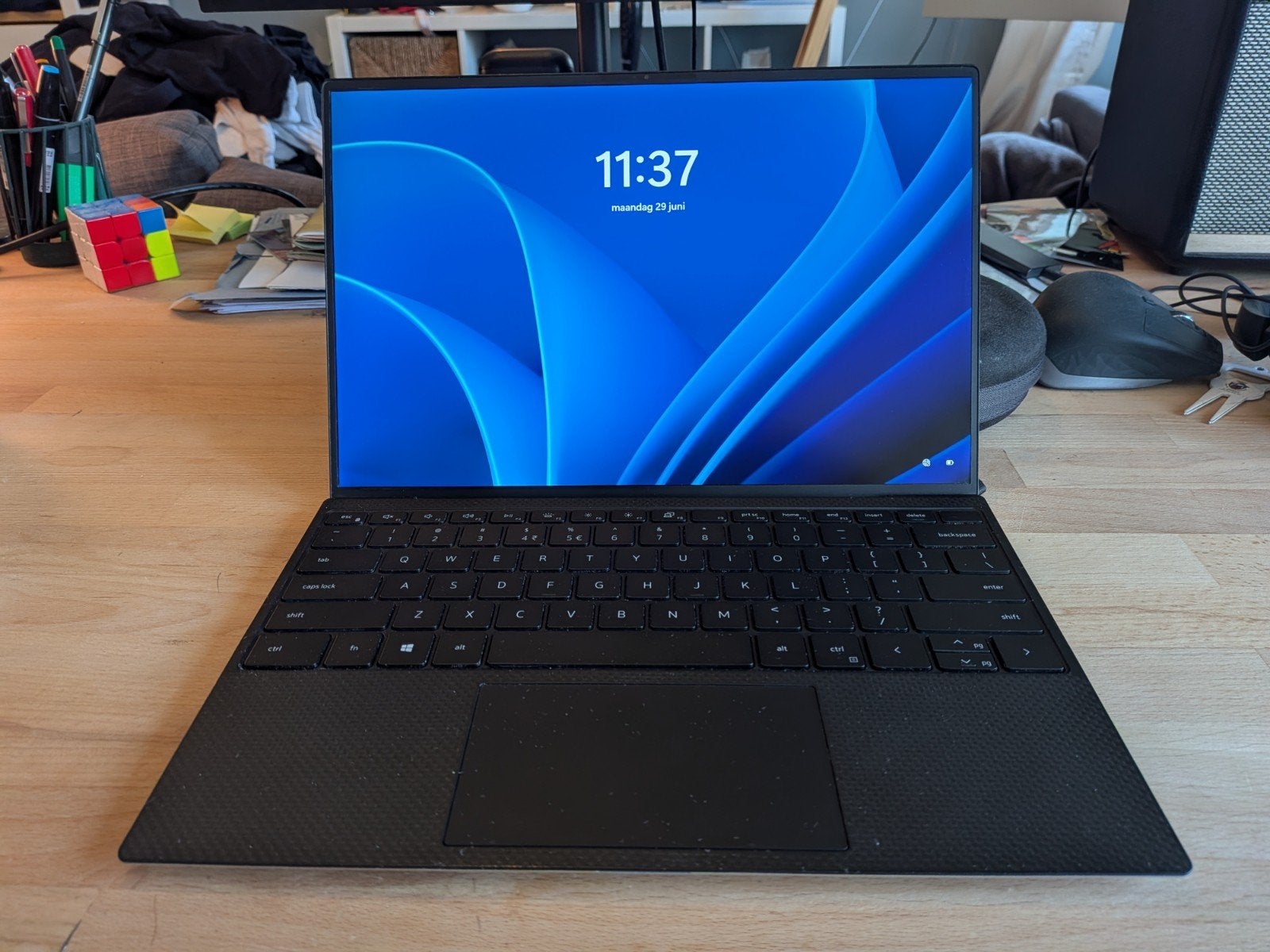 Dell XPS 13: 9300, Ophalen, 2 tot 3 Ghz, Qwerty, 8 GB
