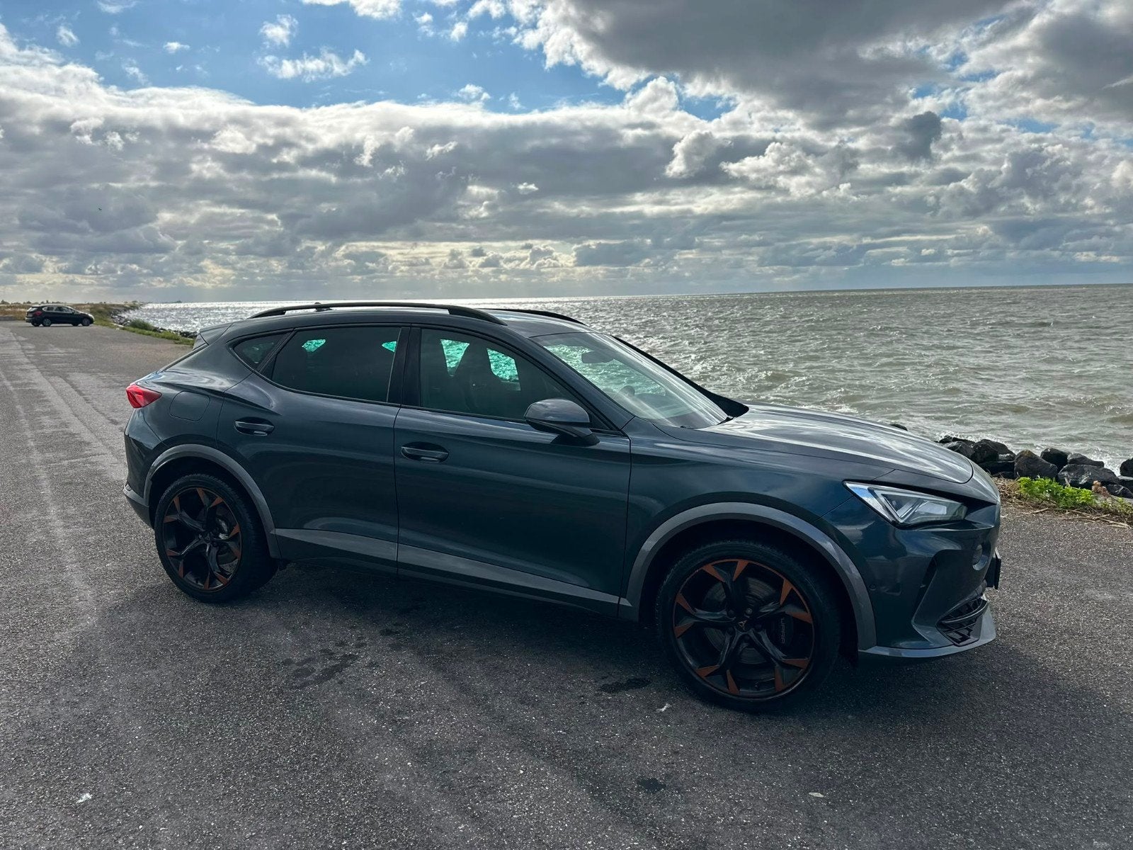 Cupra Formentor 1.4 E-hybrid 245pk Dsg-6 2022 Grijs, Auto's, 4 cilinders, Formentor, Leder en Stof, Plug-in hybride